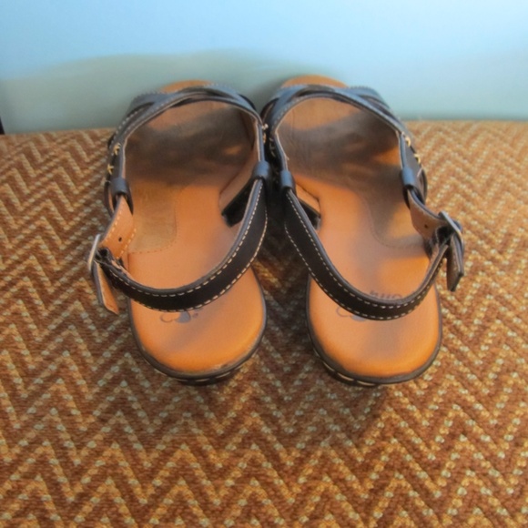 I LOVE COMFORT Strappy Comfort Sandal Wedges - Picture 3 of 5